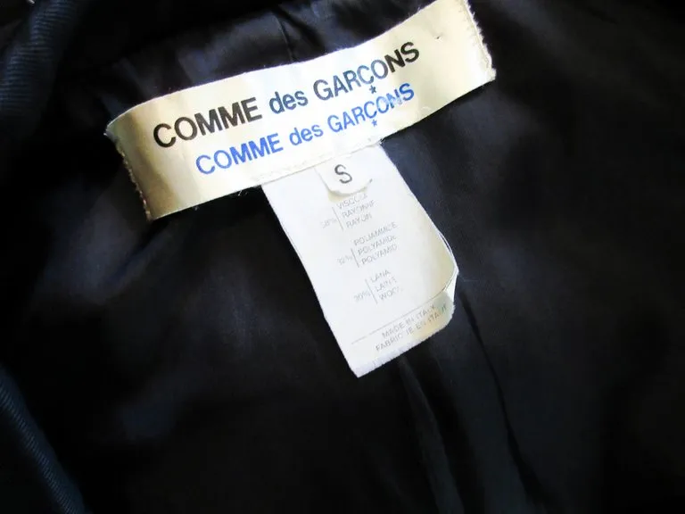 COMME DES GARÇONS Navy Dramatic Pleated Blazer Size S